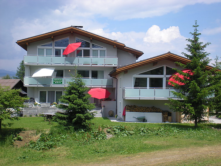Ubytování ve Švýcarsku, Obersaxen Meierhof