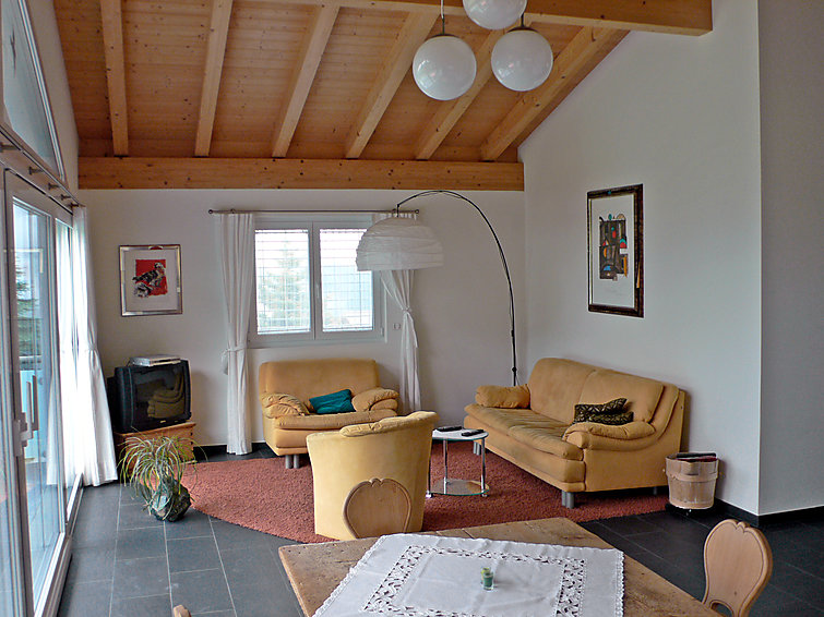 Ubytování ve Švýcarsku, Obersaxen Meierhof